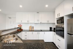 5/194 Avoca Dr, Avoca Beach NSW 2251, Australia