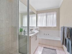 50B Azamor Dr, Boulder WA 6432, Australia