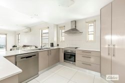 26B Brokenwood St, Emerald QLD 4720, Australia