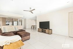 26B Brokenwood St, Emerald QLD 4720, Australia