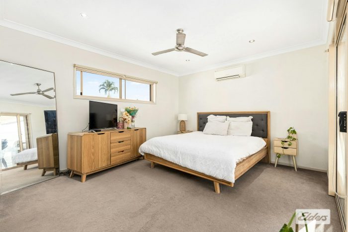 26B Brokenwood St, Emerald QLD 4720, Australia