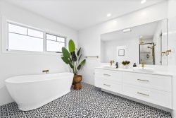 26 Bentley Ave, Forestville NSW 2087, Australia