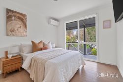 Unit 2/137 Bolton St, Eltham VIC 3094, Australia