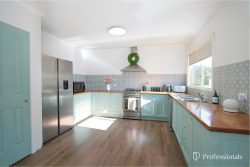 6 Brahams Rd, East Warburton VIC 3799, Australia