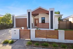 7 Cherington Blvd, Shaw QLD 4818, Australia