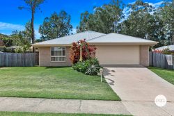 36 Cheyne Cct, Tinana QLD 4650, Australia