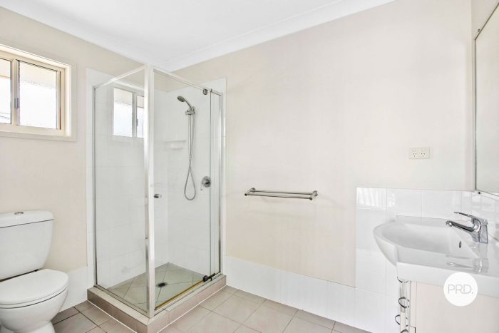 36 Cheyne Cct, Tinana QLD 4650, Australia