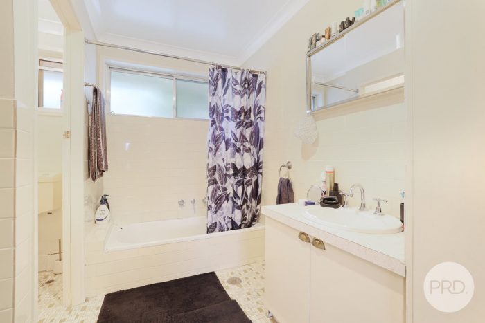 Unit 3/29 Church St, West Tamworth NSW 2340, Australia
