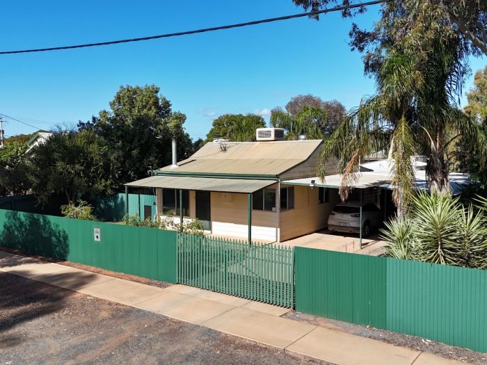 80 Clancy St, Boulder WA 6432, Australia
