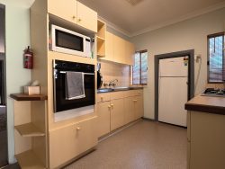 80 Clancy St, Boulder WA 6432, Australia