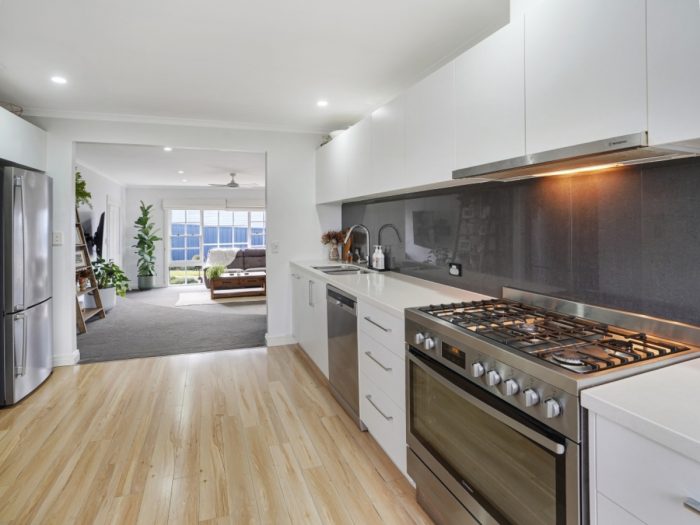 32 Clarendon St, Hamilton VIC 3300, Australia