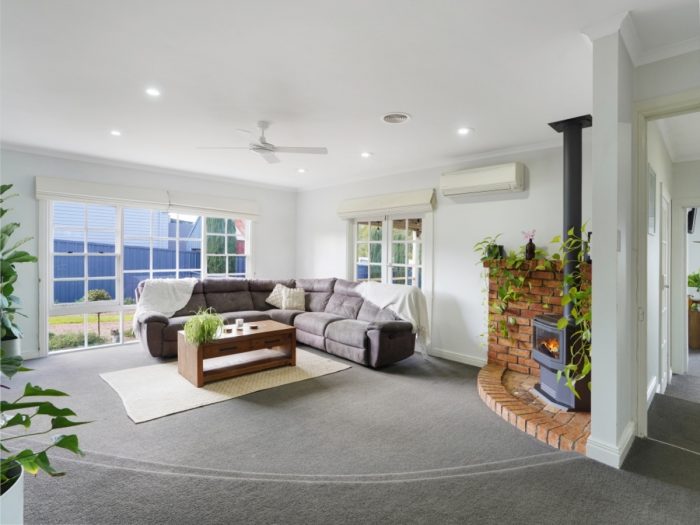 32 Clarendon St, Hamilton VIC 3300, Australia