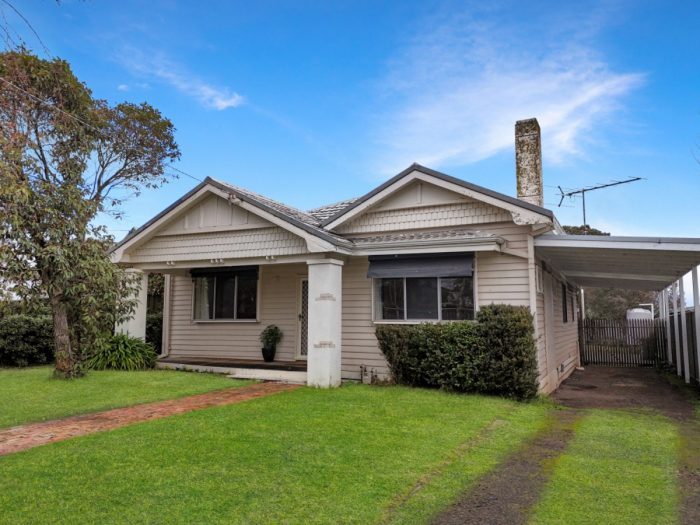 139 Coleraine Rd, Hamilton VIC 3300, Australia