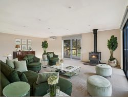 139 Coleraine Rd, Hamilton VIC 3300, Australia