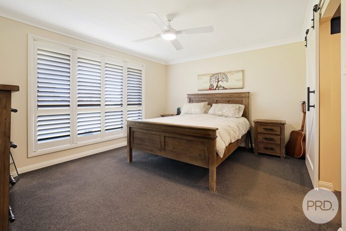 26 Daintree Cct, Moore Creek NSW 2340, Australia