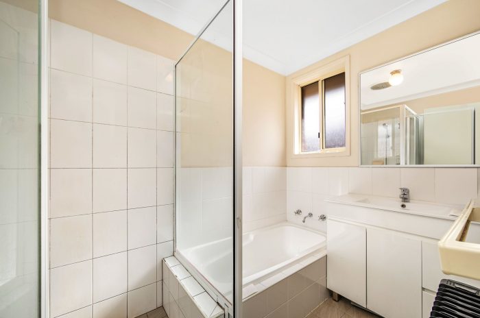 27 De L’Isle Dr, Watanobbi NSW 2259, Australia