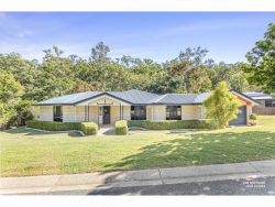 15 Woodland Dr, Frenchville QLD 4701, Australia