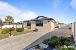 20 Fairway Cres, Shearwater TAS 7307, Australia