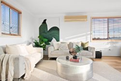 36 Chatsworth Dr, Hocking WA 6065, Australia