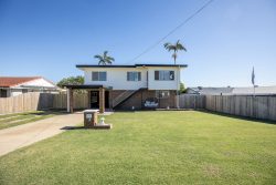 18 Margaret St, Walkerston QLD 4751, Australia