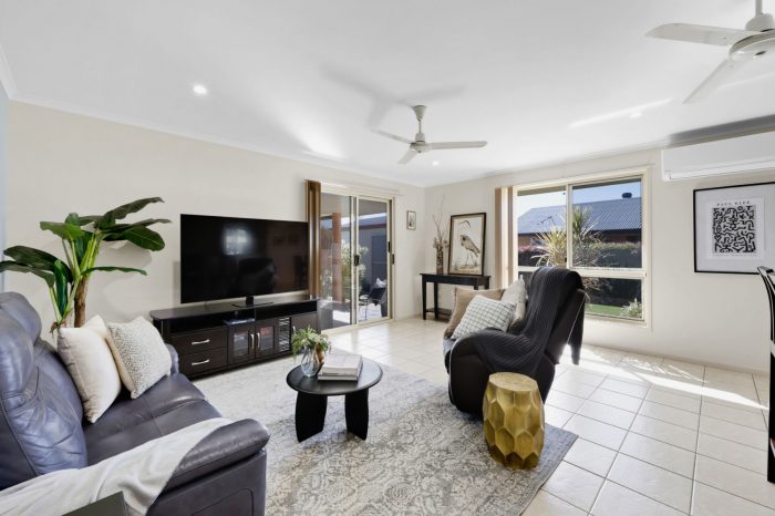 11 Salmon Ct, Andergrove QLD 4740, Australia
