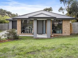21 Gatehouse Dr, Sorell TAS 7172, Australia