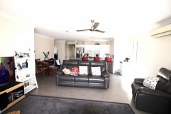 9 Halifax Pl, Rural View QLD 4740, Australia
