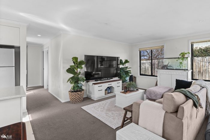 Unit 1/36 Hance Rd, Howrah TAS 7018, Australia