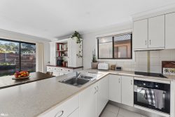 Unit 1/36 Hance Rd, Howrah TAS 7018, Australia