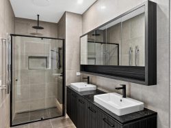 22 Von Guerard Blvd, Warrnambool VIC 3280, Australia