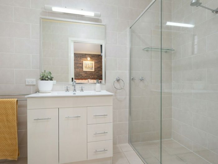 77 Adams St, Jindera NSW 2642, Australia