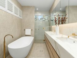 5 Howitt St, Taringa QLD 4068, Australia