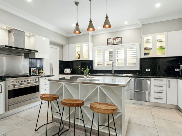 69 Oxford Rd, Strathfield NSW 2135, Australia