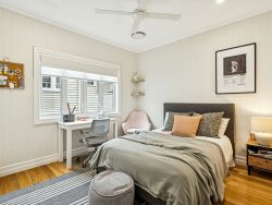 44 Southerden Ave, Grange QLD 4051, Australia