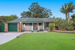 9 Tingle Cl, Kariong NSW 2250, Australia