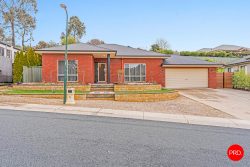 40 Keogh Dr, Spring Gully VIC 3550, Australia