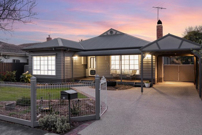 61 Latham St, Bentleigh East VIC 3165, Australia