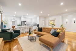 61 Latham St, Bentleigh East VIC 3165, Australia