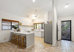 7 Leichhardt Pl, Broome WA 6725, Australia