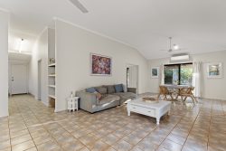 7 Leichhardt Pl, Broome WA 6725, Australia