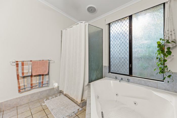 7 Leichhardt Pl, Broome WA 6725, Australia