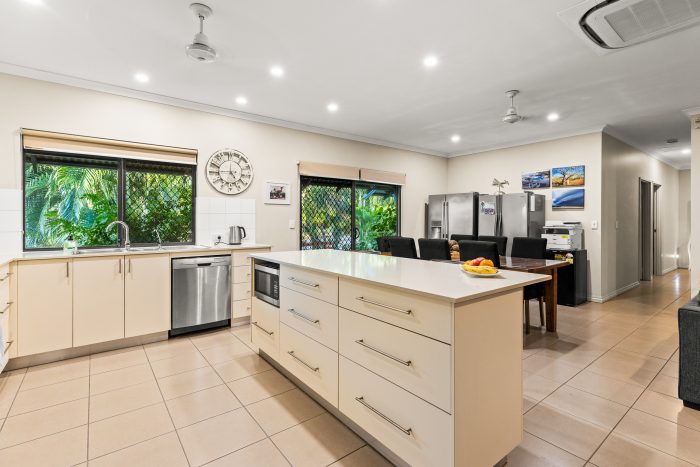 25 Manggala Dr, Cable Beach WA 6726, Australia