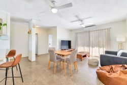 Unit 5/124 Mitchell St, Larrakeyah NT 0820, Australia