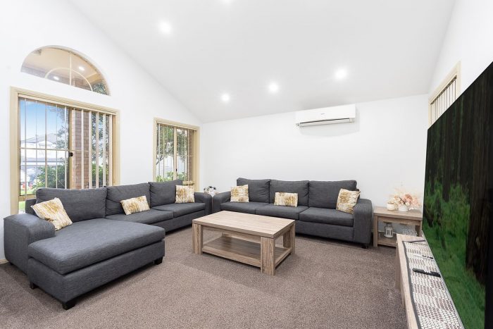 7 Roth St, Casula NSW 2170, Australia
