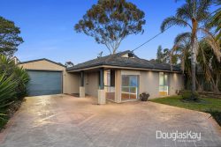 6 Nariel Rd, Kings Park VIC 3021, Australia