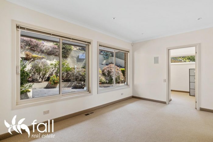 Unit 2/84 Nelson Rd, Mount Nelson TAS 7007, Australia