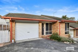 Unit 2/25 Osterley Rd, Carina Heights QLD 4152, Australia