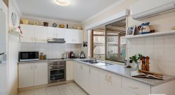 Unit 2/25 Osterley Rd, Carina Heights QLD 4152, Australia