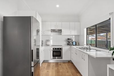 26 Oxford St, Umina Beach NSW 2257, Australia