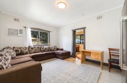 430 Pacific Hwy, Wyong NSW 2259, Australia